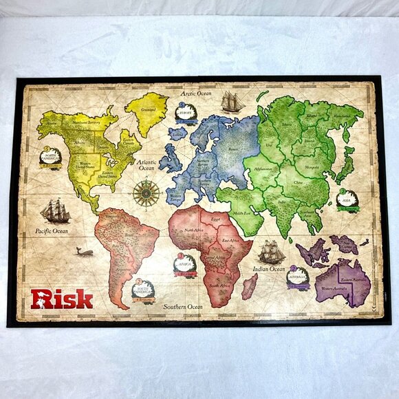 Risk - The Game of Strategic Conquest Boardgame 2015 Hasbro New Open Box - Picture 3 of 8